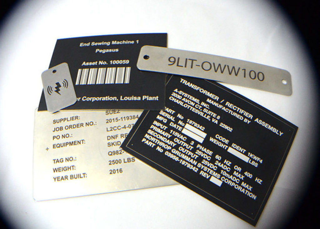 Custom Metal Tags