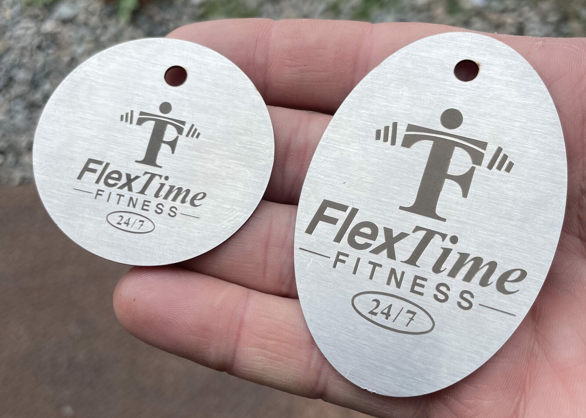 Plate Logo: FlexTime Fitness